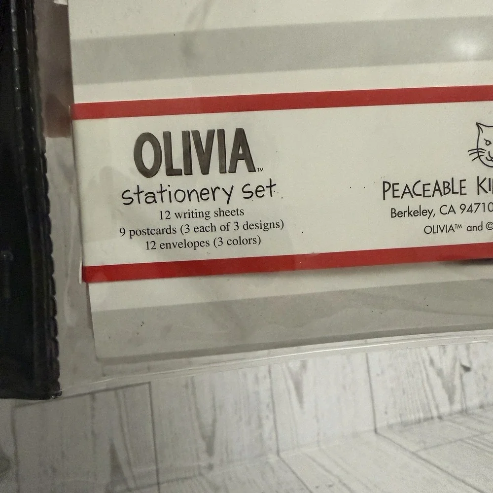 Olivia The Pig Stationary Letter Envelope Postcard Set Book Character Children's